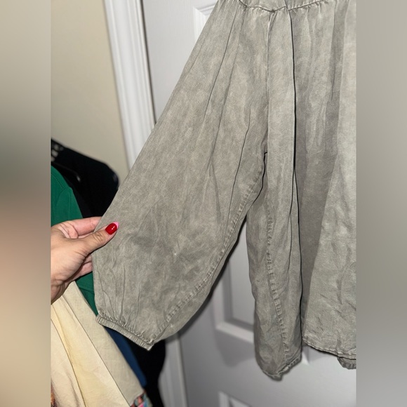 Slate Gray Flowy Blouse - Picture 5 of 7